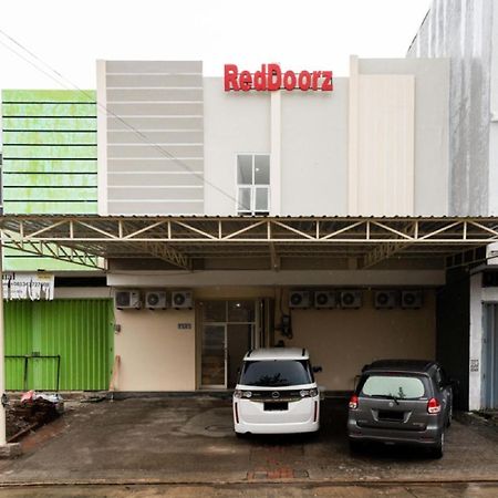 Reddoorz @ Graha Cemerlang Maros Kallikalli Kültér fotó